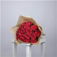 Пионовидная кустовая роза