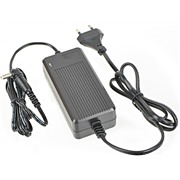 Адаптер питания Robiton TN-3000S (5-15V, до 3A) для планшетов, импульсный, 7 насадок